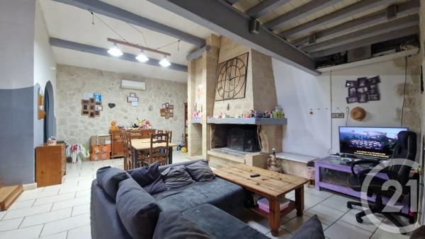 Maison à vendre  5 pièces - 120 m 2   ST GILLES  - 30