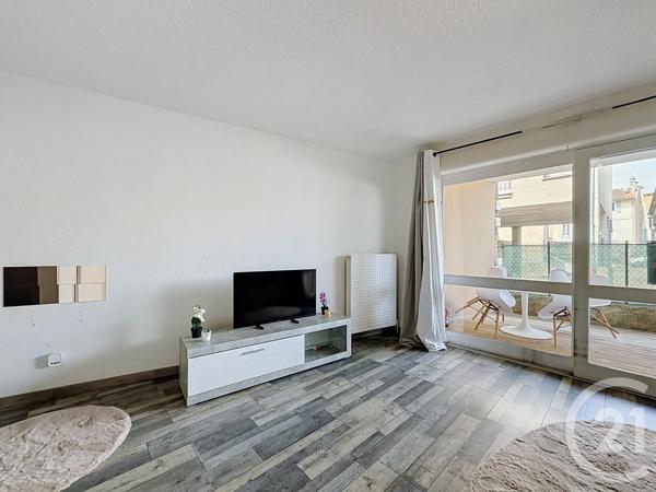 Appartement F1 à vendre  1 pièce - 29 m 2   PAMIERS  - 09