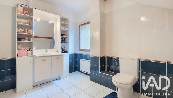 Maison à vendre 6 pièces 92 m² Monnetier-Mornex