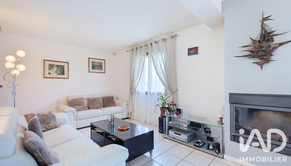 Maison à vendre 6 pièces 92 m² Monnetier-Mornex