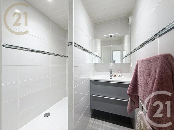Appartement F3 à vendre  3 pièces - 53,06 m 2   FRONTIGNAN  - 34