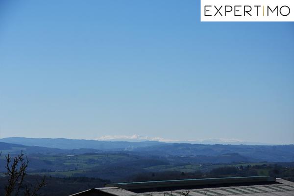 Servant (63560) Maison avec vue splendide, 106m² sur 2462 m² de terrain