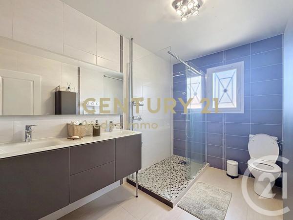 Maison à vendre  6 pièces - 125,80 m 2   GIGEAN  - 34