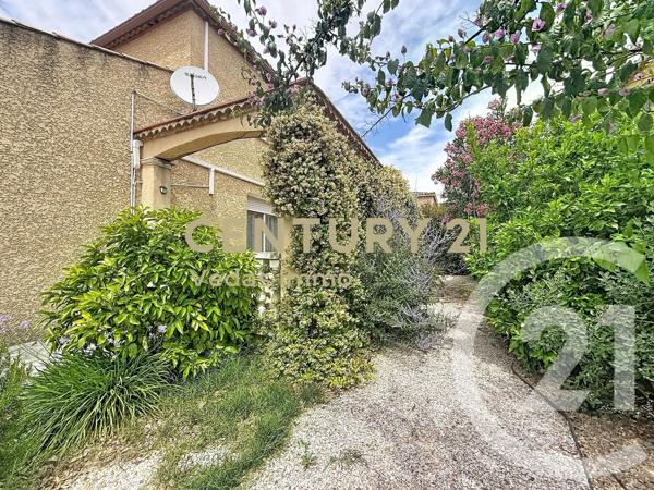 Maison à vendre  6 pièces - 125,80 m 2   GIGEAN  - 34