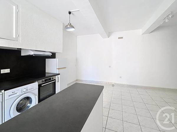 Maison à vendre  3 pièces - 51,18 m 2   ST LAURENT DE LA SALANQUE  - 66