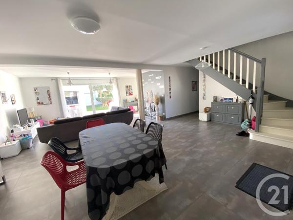 Maison à vendre  7 pièces - 173,17 m2 PERIGNY - 17