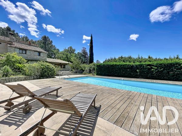Maison à vendre 9 pièces 200 m² Tourrettes