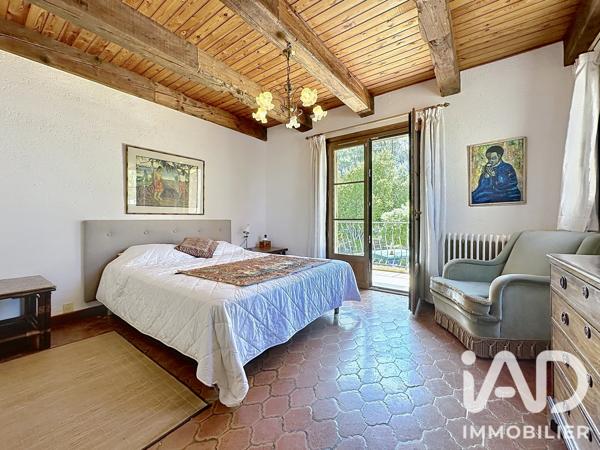 Maison à vendre 9 pièces 200 m² Tourrettes