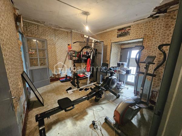 Maison de village de 214 m²