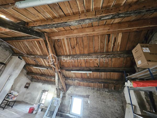 Maison de village de 214 m²