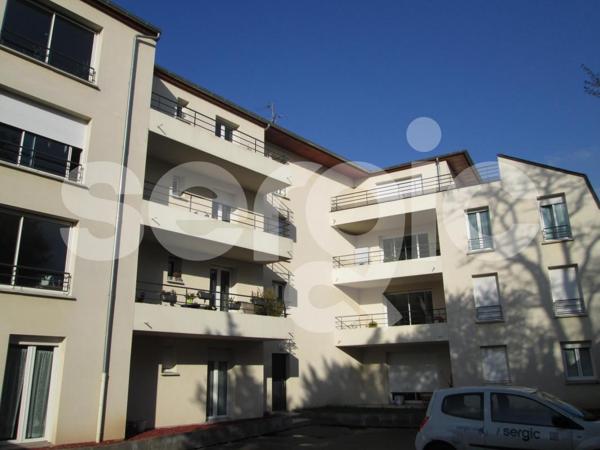 Location 3 Pieces 57 80090 Amiens 25 0660 01 0056