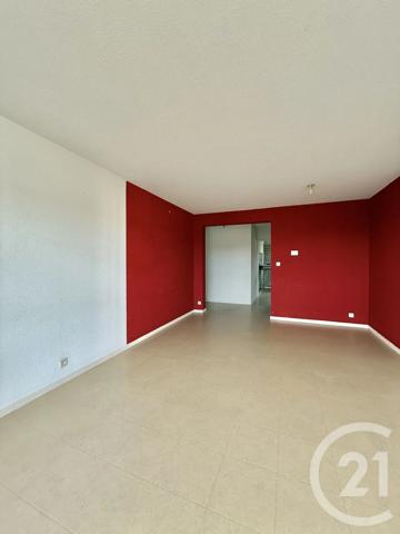 Appartement F3 à vendre  3 pièces - 64,05 m 2   YZEURE  - 03