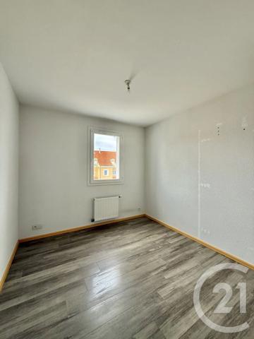 Appartement F3 à vendre  3 pièces - 64,05 m 2   YZEURE  - 03