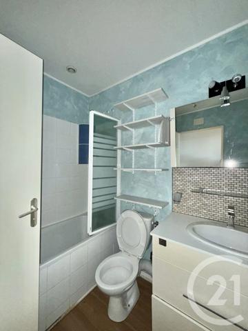 Appartement F3 à vendre  3 pièces - 64,05 m 2   YZEURE  - 03