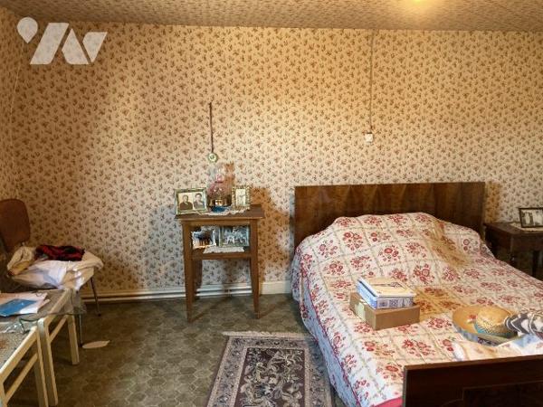 petite maison de village à rénover avec jardin et garage