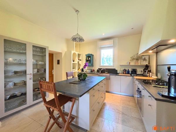 Maison Avignon 227m2 sur 5600m2 de terrain