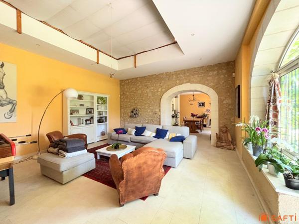 Maison Avignon 227m2 sur 5600m2 de terrain