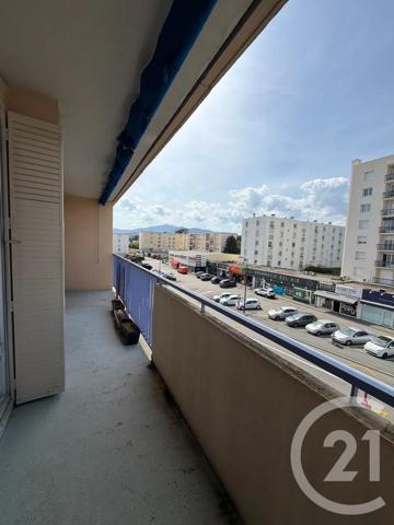 Appartement T2 à vendre  5 pièces - 92,03 m 2   ANNONAY  - 07