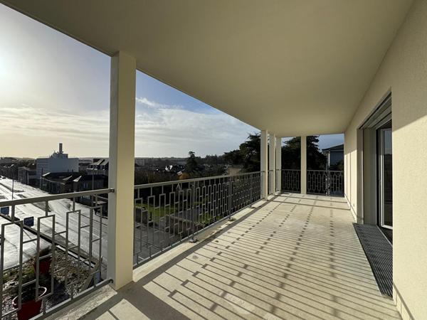 Appartement T3 avec terrasse à Laval - 76,60m²
