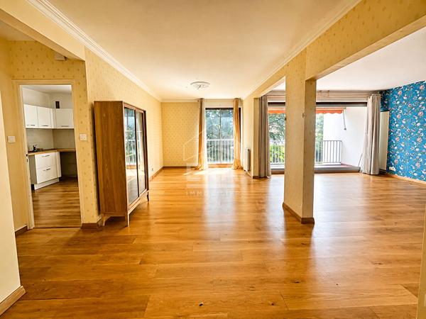 PAU - Trespoey : Appartement T3 de 77m2 avec balcon et place de parking dans une résidence de standing