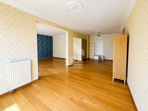 PAU - Trespoey : Appartement T3 de 77m2 avec balcon et place de parking dans une résidence de standing