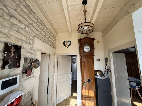 Maison de village avec cachet et dépendance de 136 m²