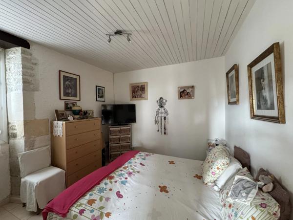 Maison de village avec cachet et dépendance de 136 m²