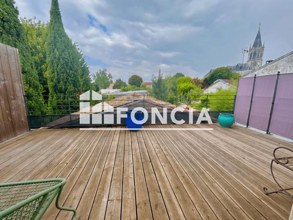 À vendre Appartement 4 pièces 104.35 m² - Rochefort 17300