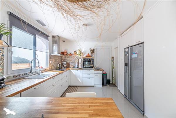 Maison à vendre |  Pompignac |  6 pièces | 174 m²