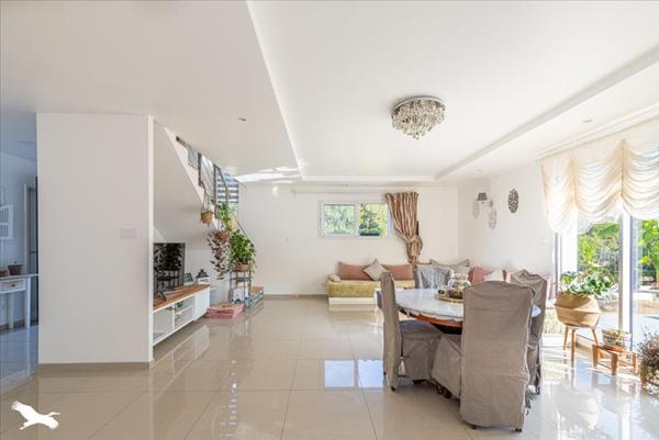 Maison à vendre |  Pompignac |  6 pièces | 174 m²