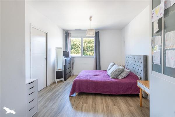 Maison à vendre |  Pompignac |  6 pièces | 174 m²