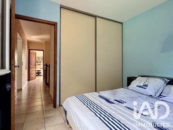 Maison à vendre 7 pièces 155 m² Nîmes