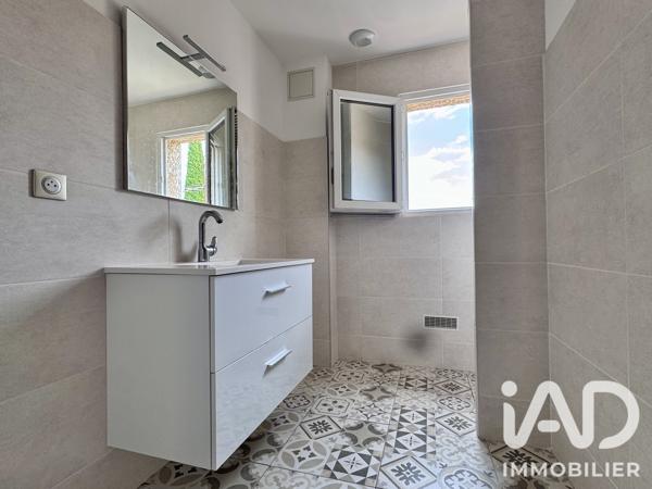 Maison à vendre 7 pièces 155 m² Nîmes