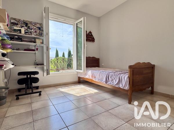 Maison à vendre 7 pièces 155 m² Nîmes