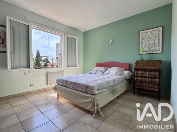 Maison à vendre 7 pièces 155 m² Nîmes
