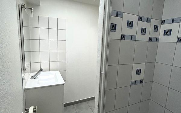 Appartement à louer    1 pièce •  Le Chevain