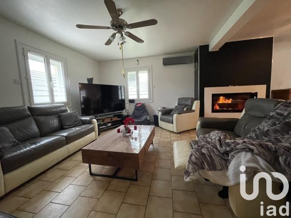 Maison traditionnelle 4 pièces de 130 m² à La Breille-les-Pins (49390)