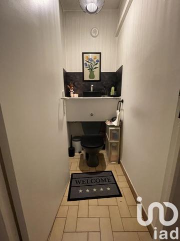 Maison traditionnelle 4 pièces de 130 m² à La Breille-les-Pins (49390)