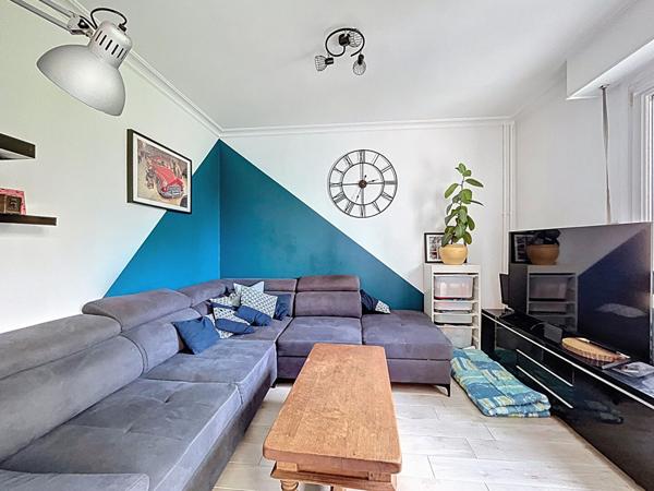 Appartement Saint Herblain quartier Bernardière à Saint-Herblain - 2/3 chambres - Loggia - Place de parking