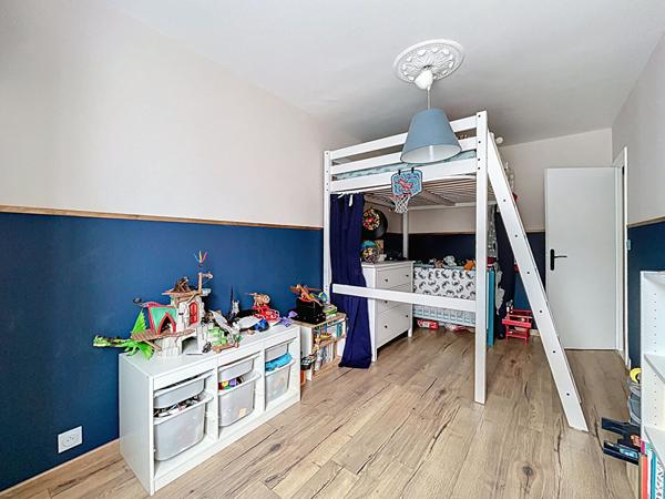 Appartement Saint Herblain quartier Bernardière à Saint-Herblain - 2/3 chambres - Loggia - Place de parking