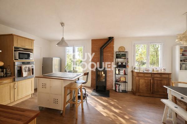 MAISON À VENDRE DE 7 PIÈCES DE 126,00 M²