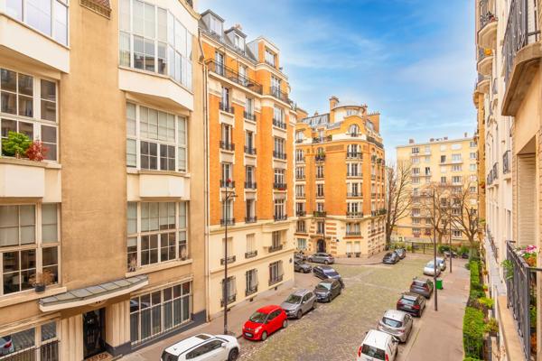 Appartement Paris 18e - LAMARCK - CAULAINCOURT