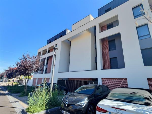 LIMITE CLERMONT/CHAM T2 DS RESID NEUVE