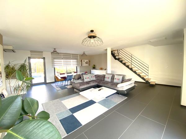 Maison T5 récente de 135m² sur 305m² de terrain