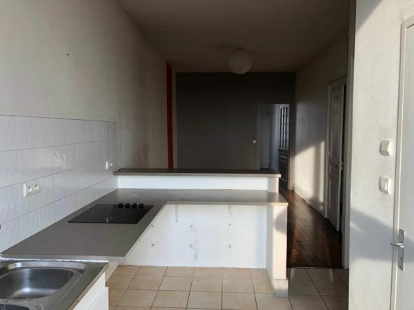 Appartement à louer    2 pièces • 41,50 m2 Lyon 7
