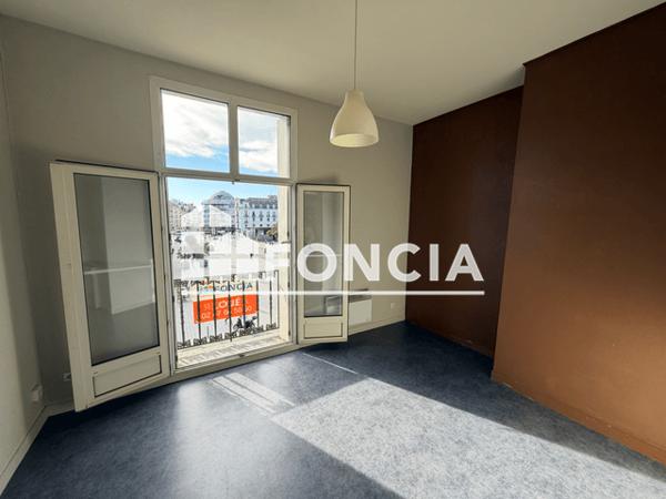 Location Studio 20.02 m² - Tours 37000