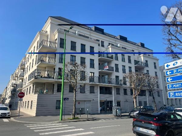 Appartement 3 pièces dans résidence récente de standing, proche Port de Plaisance