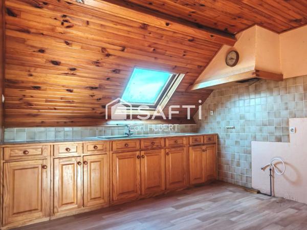 Grand pavillon individuel avec jardin