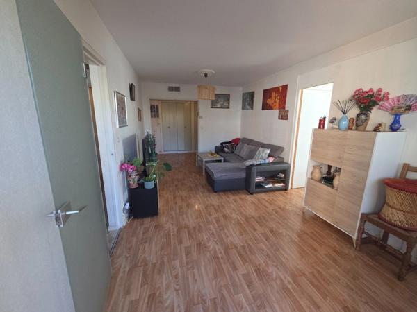 Dpt Gard (30), à vendre ALES appartement 72 m² dans résidence sécurisée secteur Centr'Ales.