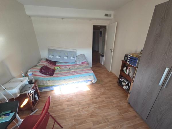Dpt Gard (30), à vendre ALES appartement 72 m² dans résidence sécurisée secteur Centr'Ales.